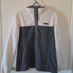 Columbia Two-Tone Snap Pullover - Cream & Charcoal